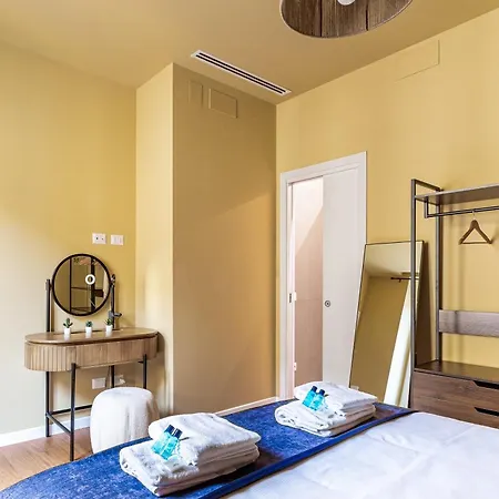 Iflat Warm & Welcoming Little Gem In Rione Monti * 罗马